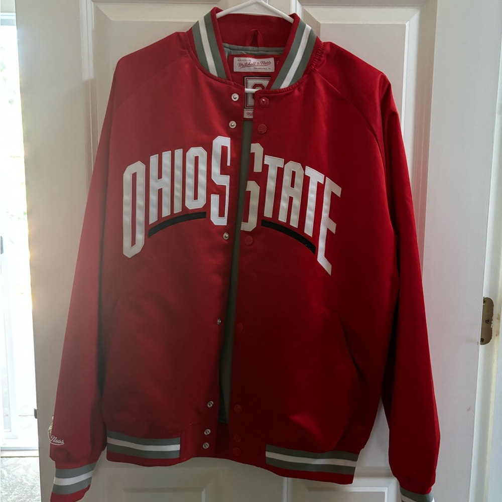 🎁The Ohio State Bomber jacket